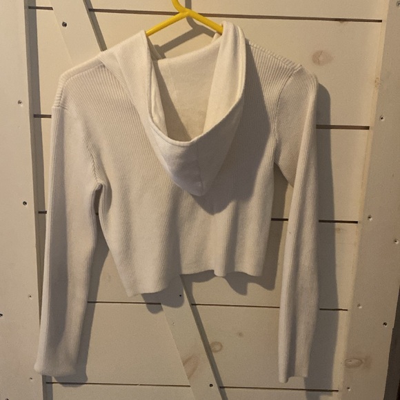 Brandy Melville Arden Hoodie - Picture 4 of 6